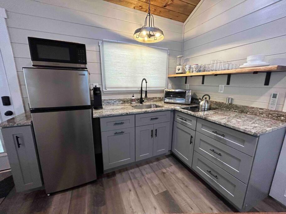 Blissful Nook Tiny Home ~ Cozy Retreat W/ Hot Tub; Near Town And Deep Creek Bryson City Esterno foto